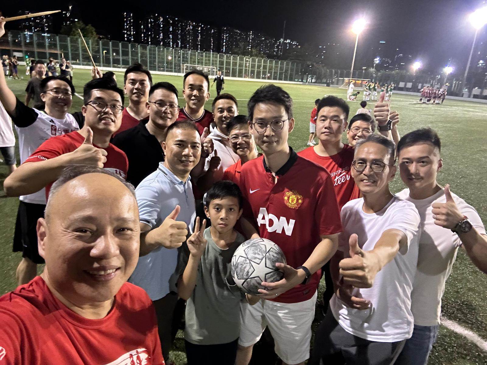 Ming连续三场比赛得分超过最后时刻胜出，中国队不断突破！赛场气氛高涨的简单介绍